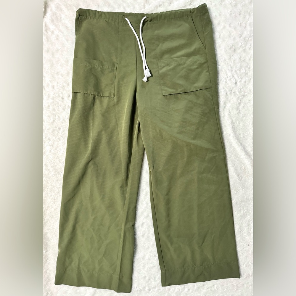 NWOT- Local European Olive Green Wide Leg Cargo Pants
